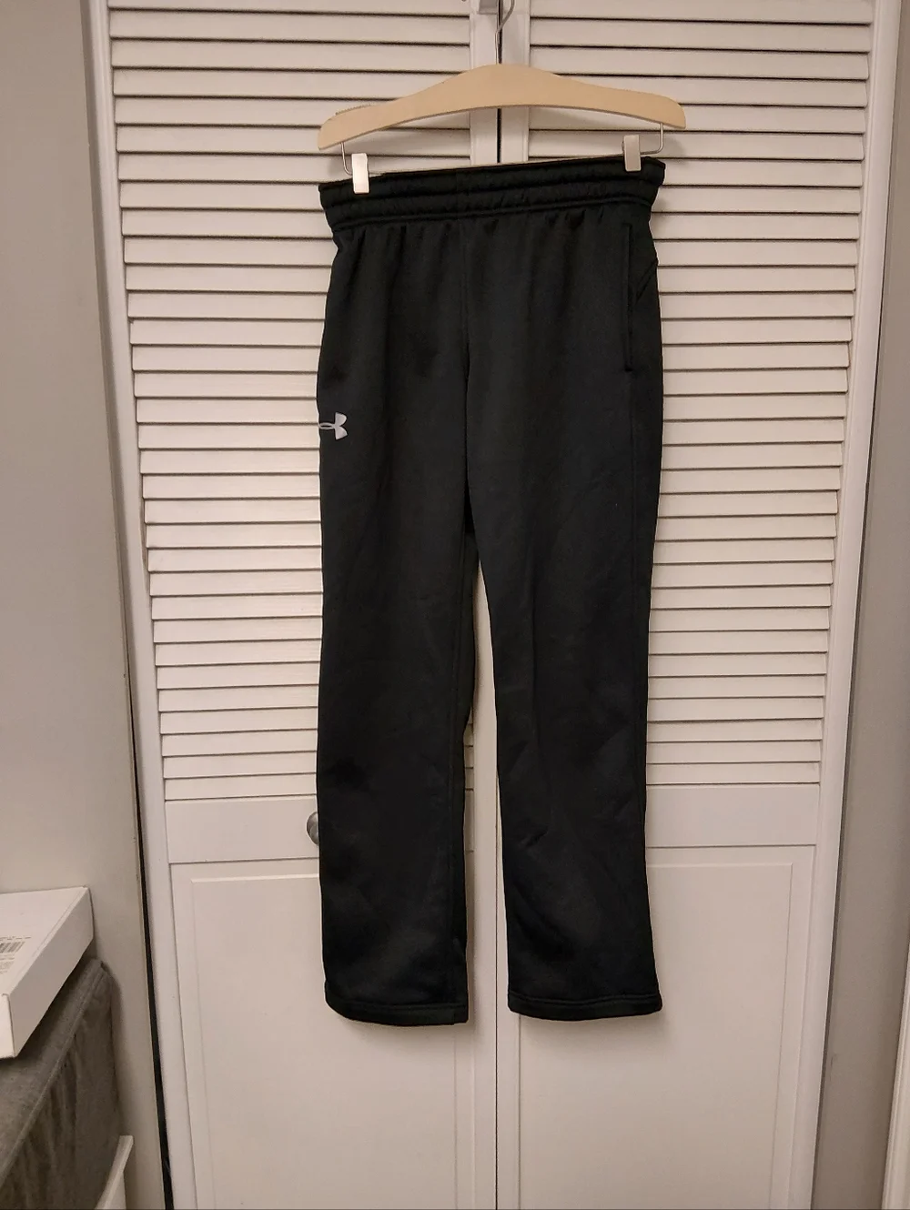 Under Armour Thermal Storm Black Athletic Track Pants - Picture 1 of 7